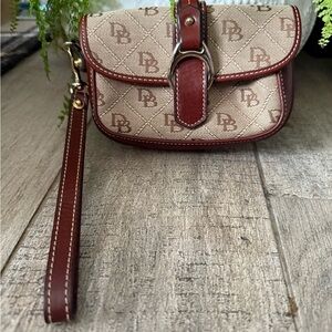 Dooney & Bourke | Brown and Red Women's Bag